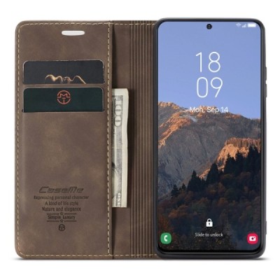 Samsung Galaxy S24+ (SM-S926) CaseMe Retro Solid Flip Case Book - brown | Priedai.lt