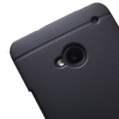 „Nillkin“ Frosted Shield HTC One M7 juodas dėklas (Dėkliukas) / Priedai.lt