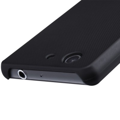 Nillkin Frosted Shield Sony Xperia Z3 Compact juodas plastikinis dėklas + apsauginė ekrano plėvelė / Priedai.lt