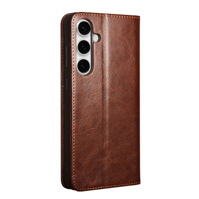 "QIALINO" flip case cover - brown (Galaxy S25 FE)