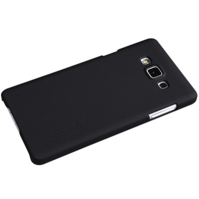 Samsung Galaxy A7 Nillkin Frosted Shield juodas plastikinis dėklas + apsauginė ekrano plėvelė / Priedai.lt