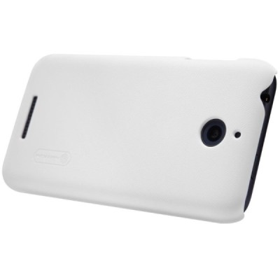 HTC Desire 510 Nillkin Frosted Shield baltas plastikinis dėklas + apsauginė ekrano plėvelė / Priedai.lt