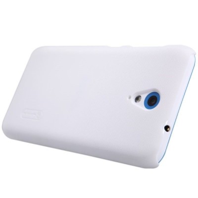 HTC Desire 620 Nillkin Frosted Shield baltas plastikinis dėklas + apsauginė ekrano plėvelė / Priedai.lt