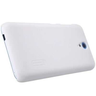 HTC Desire 620 Nillkin Frosted Shield baltas plastikinis dėklas + apsauginė ekrano plėvelė / Priedai.lt