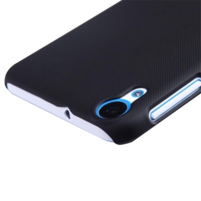 HTC Desire 820 Nillkin Frosted Shield juodas plastikinis dėklas + apsauginė ekrano plėvelė / Priedai.lt