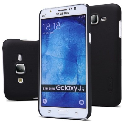Samsung Galaxy J5 Nillkin Frosted Shield juodas plastikinis dėklas + apsauginė ekrano plėvelė / Priedai.lt
