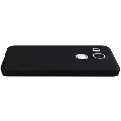 LG Nexus 5X Nillkin Frosted Shield juodas plastikinis dėklas + apsauginė ekrano plėvelė / Priedai.lt