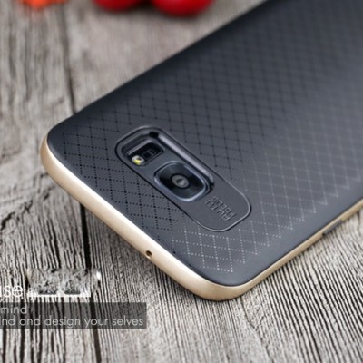 Samsung Galaxy S7 Edge (G935) „IPAKY“ kieto silikono TPU juodas (auksiniais apvadais) dėklas - nugarėlė / Priedai.lt