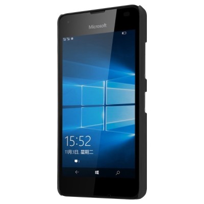 Microsoft Lumia 550 Nillkin Frosted Shield juodas plastikinis dėklas + apsauginė ekrano plėvelė / Priedai.lt