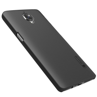 OnePlus 3 Three Nillkin Frosted Shield juodas plastikinis dėklas / Priedai.lt