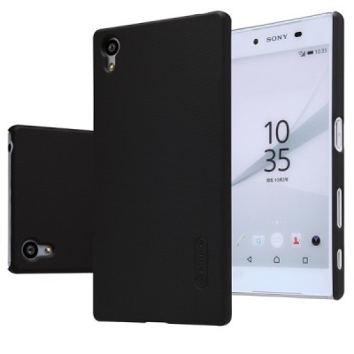 Sony Xperia Z5 Nillkin Frosted Shield juodas plastikinis dėklas / Priedai.lt