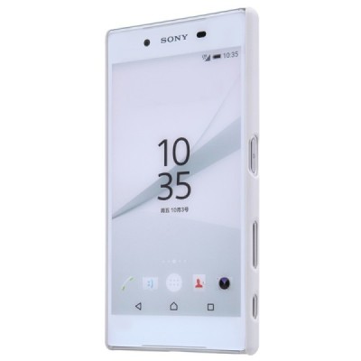 Sony Xperia Z5 Nillkin Frosted Shield baltas plastikinis dėklas + apsauginė ekrano plėvelė / Priedai.lt