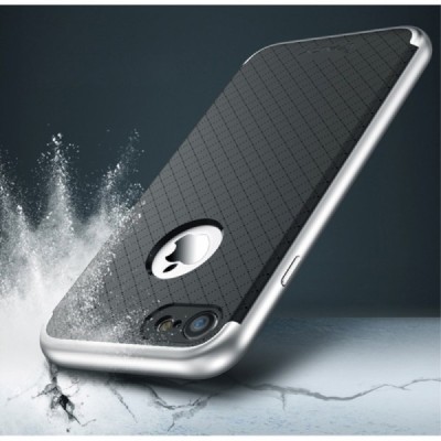Apple iPhone 7 (iPhone 8) „IPAKY“ kieto silikono TPU juodas (sidabriniais apvadais) dėklas - nugarėlė / Priedai.lt