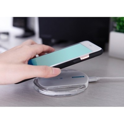 „Nillkin“ Magic Wireless Apple iPhone 7 (iPhone 8) auksinis plastikinis dėklas / Priedai.lt