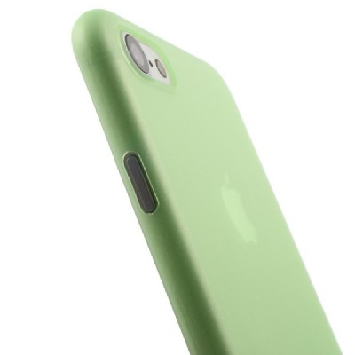 Ploniausias pasaulyje plastikinis skaidrus Apple iPhone 7 (iPhone 8) žalias dėklas - nugarėlė / Priedai.lt