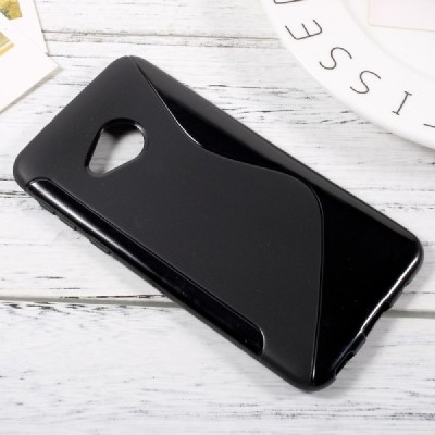 HTC U Play (Alpine) kieto silikono TPU juodas dėklas - nugarėlė / Priedai.lt