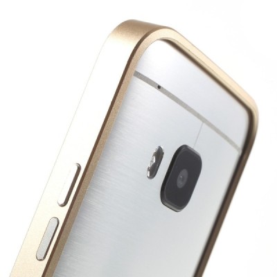 Stilingas auksinis HTC One M9 rėmelis - kraštų apvadas (bamperis) / Priedai.lt
