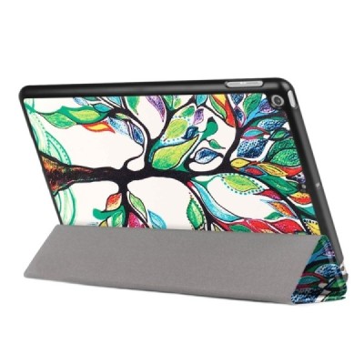 Apple iPad 9.7" 2017 (iPad 9.7" 2018) atverčiamas spalvotas, baltas odinis dėklas - knygutė / Priedai.lt