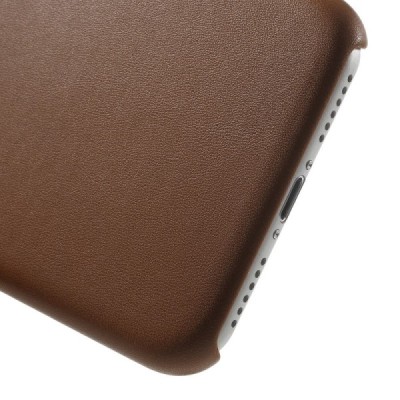 Soft Slim serijos Apple iPhone 7 (iPhone 8) rudas odinis dėklas - nugarėlė / Priedai.lt