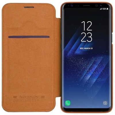 Prabangus „Nillkin“ Qin serijos rudas odinis atverčiamas Samsung Galaxy S9 (G960) dėklas / Priedai.lt