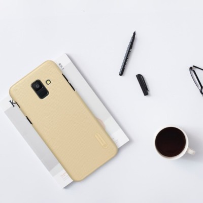 Nillkin Frosted Shield Samsung Galaxy A6 2018 (A600F) auksinis plastikinis dėklas / Priedai.lt