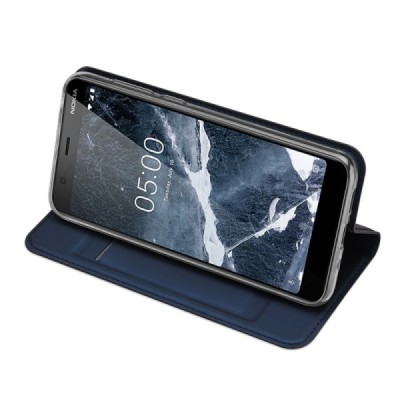 „Dux Ducis“ Skin serijos Nokia 5.1 (2018) tamsiai mėlynas odinis atverčiamas dėklas / Priedai.lt