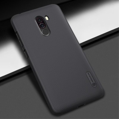 Xiaomi Pocophone F1 Nillkin Frosted Shield juodas plastikinis dėklas / Priedai.lt