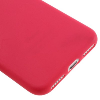 Apple iPhone 7 (iPhone 8) raudonas kieto silikono TPU ploniausias pasaulyje dėklas - nugarėlė / Priedai.lt