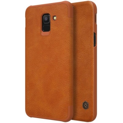 Prabangus „Nillkin“ Qin serijos rudas odinis atverčiamas Samsung Galaxy J6 2018 (J600) dėklas / Priedai.lt