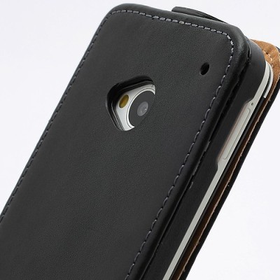 Atverčiamas vertikaliai HTC One M7 juodas odinis dėklas / Priedai.lt