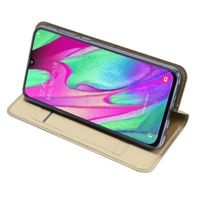 „Dux Ducis“ Skin serijos Samsung Galaxy A40 (A405F) auksinis odinis atverčiamas dėklas / Priedai.lt