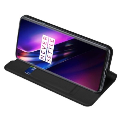 Dux Ducis Skin serijos OnePlus 8 juodas odinis atverčiamas dėklas | Priedai.lt