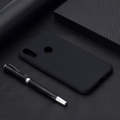 Huawei Y6 2019 (Y6 Prime 2019) kieto silikono TPU juodas dėklas - nugarėlė | Priedai.lt