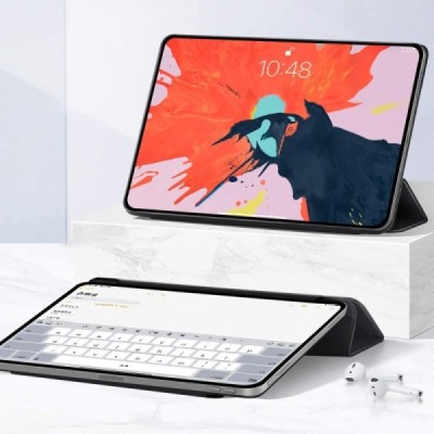 Apple iPad Pro 11 (2022 / 2021 / 2020 / 2018 / Air 4 2020) Leather Smart Cover juodas atverčiamas dėklas | Priedai.lt