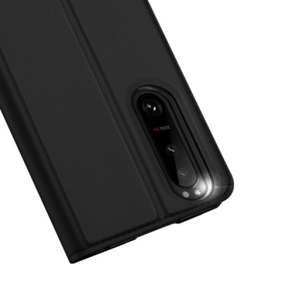 „Dux Ducis“ Skin serijos Sony Xperia 5 III juodas odinis atverčiamas dėklas | Priedai.lt