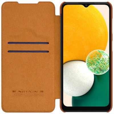 Prabangus „Nillkin“ Qin serijos rudas odinis atverčiamas Samsung Galaxy A13 5G (A04s) dėklas | Priedai.lt