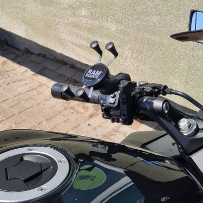 „RAM Mounts“ X-Grip telefono laikiklis motociklui (tvirtinamas prie stabdžių ar sankabos), dviračiui, paspirtukui | Priedai.LT