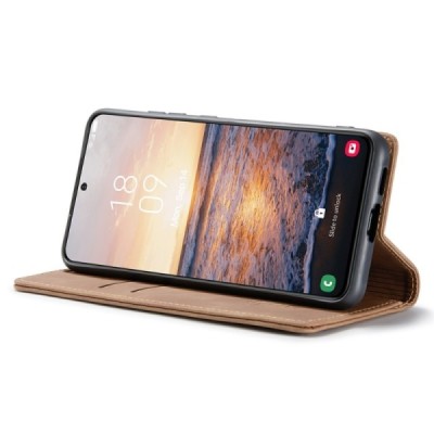 Samsung Galaxy S24 (SM-S921) CaseMe Retro Solid Flip Case Book - light brown | Priedai.lt