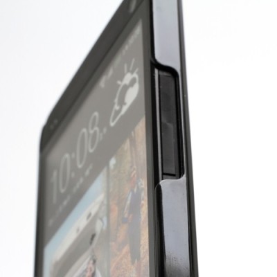 Šlifuoto metalo HTC One M7 juodas dėklas (Dėkliukas) / Priedai.lt