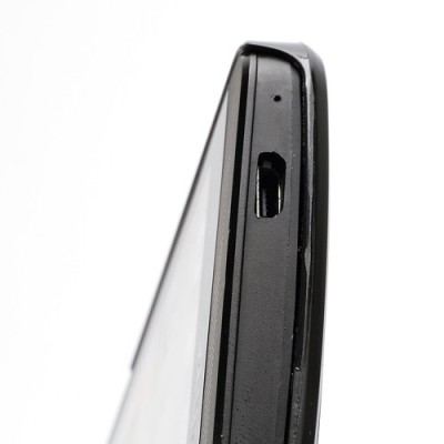 Šlifuoto metalo HTC One M7 juodas dėklas (Dėkliukas) / Priedai.lt