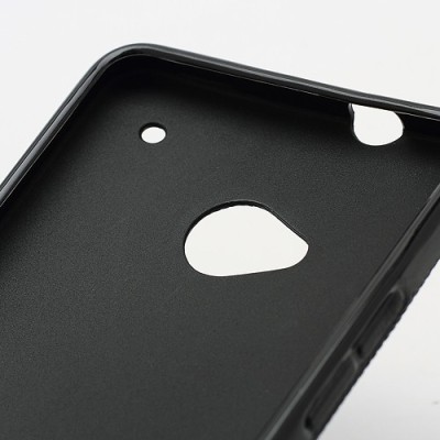 Silikoninis HTC One M7 juodas dėklas (Dėkliukas) / Priedai.lt