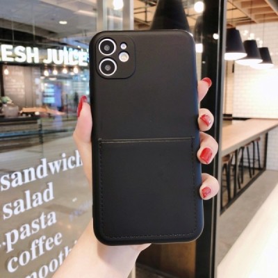 „Card Slot“ Apple iPhone 11 kieto silikono (TPU) juodas dėklas - nugarėlė su kišenėle kortelėms | Priedai.lt